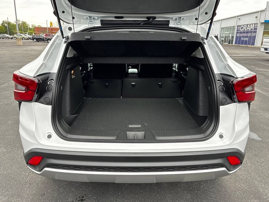 New 2026 Chevrolet Trax LT w/ LT Convenience Package FWD image 23