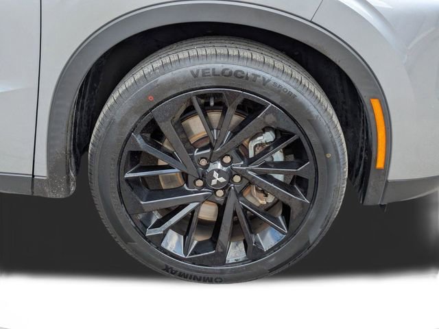 Used 2022 Mitsubishi Outlander SEL Black Edition image 11