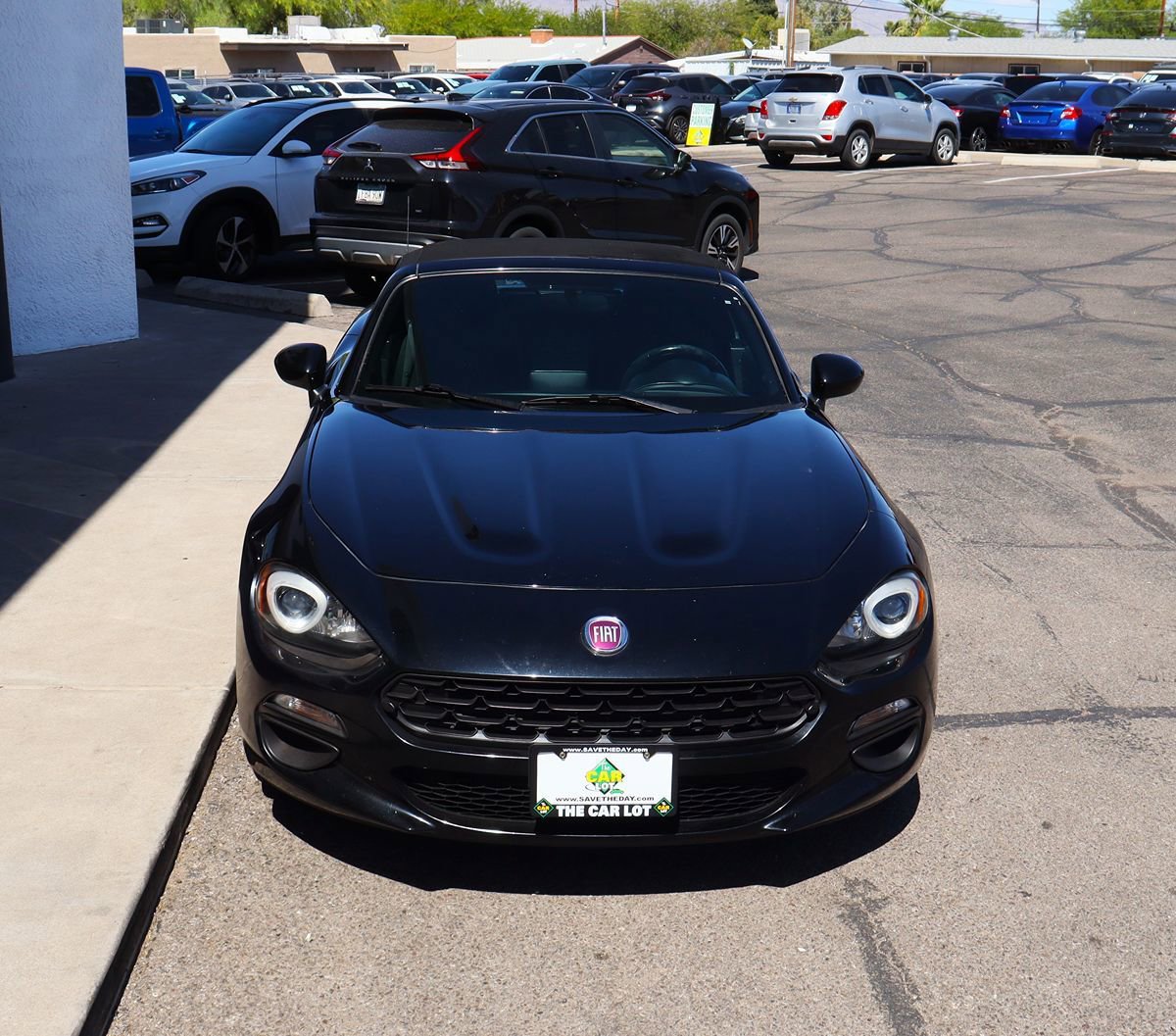 Used 2018 FIAT 124 Spider Classica w/ Technology Group RWD image 15