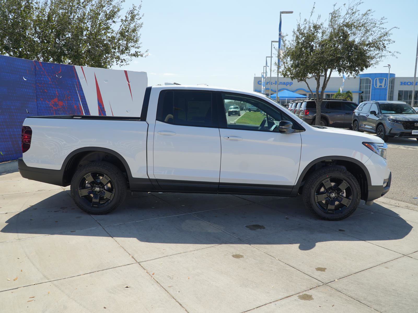 New 2026 Honda Ridgeline Black Edition image 4
