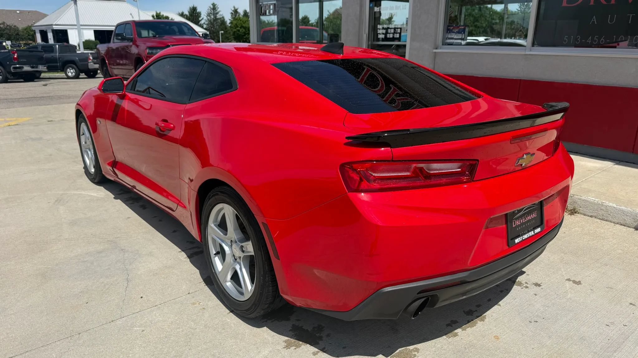 Used 2018 Chevrolet Camaro LS RWD image 4