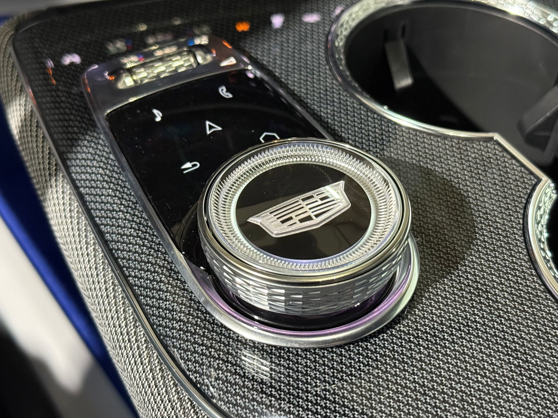 New 2026 Cadillac Optiq Sport 1 image 33