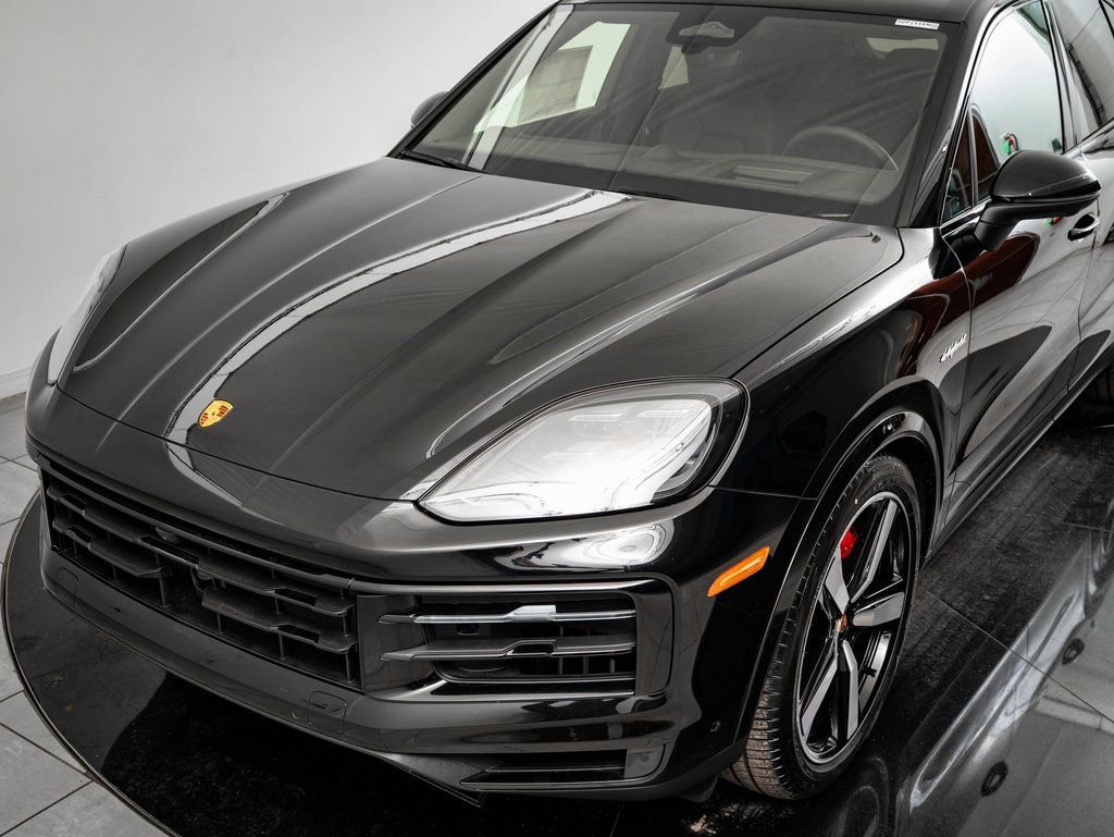 New 2026 Porsche Cayenne S AWD/4WD image 13