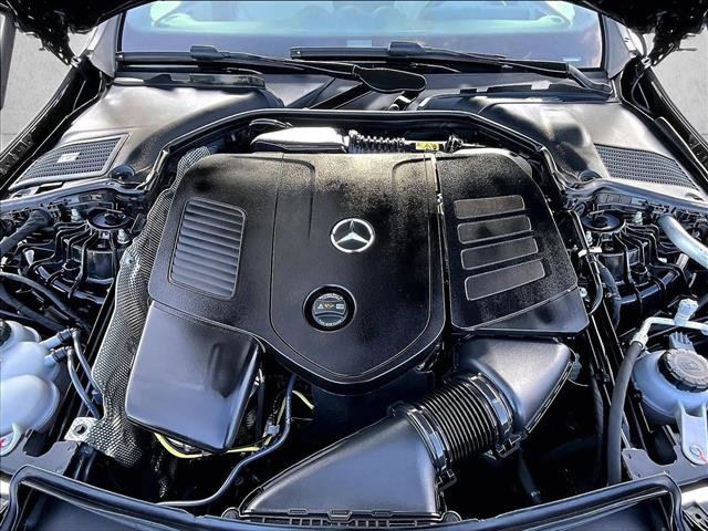 Used 2025 Mercedes-Benz C 300 Sedan image 11