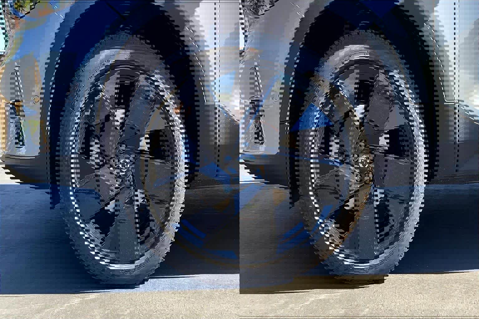 New 2026 Volvo XC40 B5 Ultra w/ Climate Package image 14