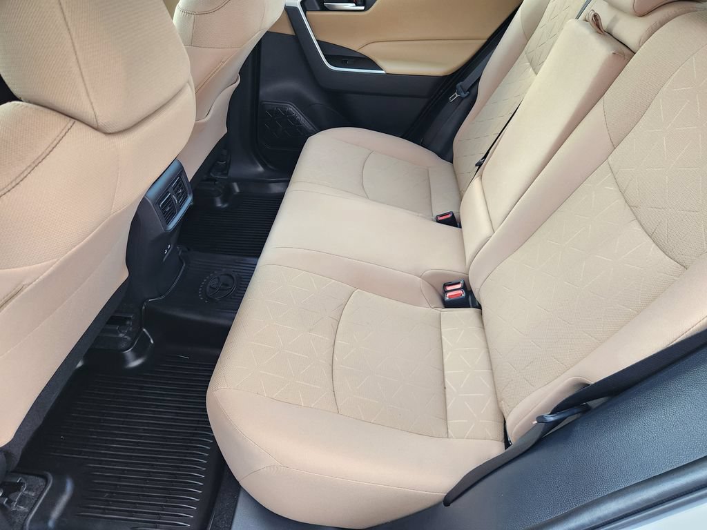Used 2023 Toyota RAV4 XLE w/ Convenience Package FWD image 30