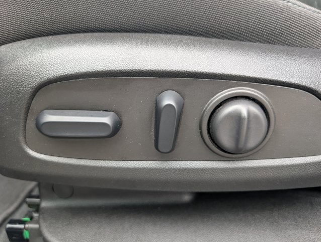 Used 2021 Chevrolet Blazer LT image 16