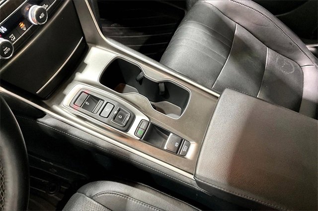 Used 2019 Honda Accord Touring image 18