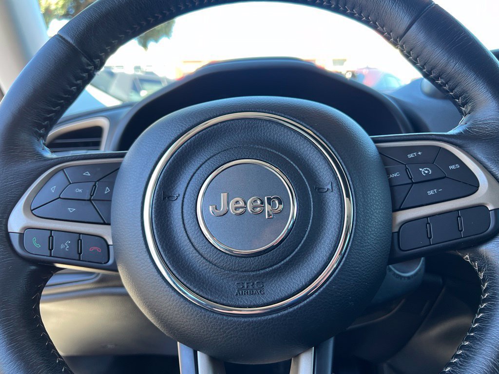 Used 2017 Jeep Renegade Limited AWD/4WD image 37