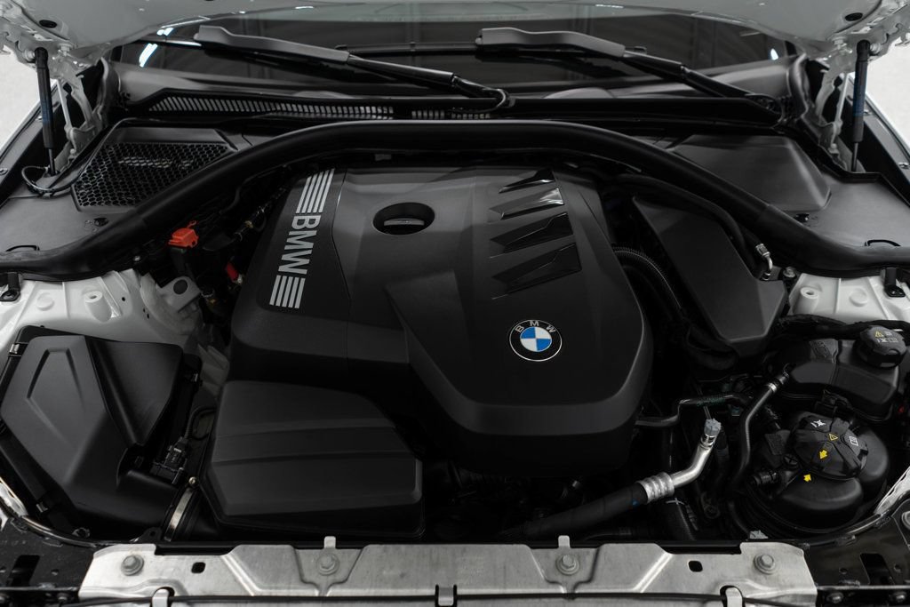 Used 2026 BMW 330i xDrive Sedan AWD/4WD image 40