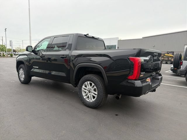 Used 2023 Toyota Tundra SR5 AWD/4WD image 5