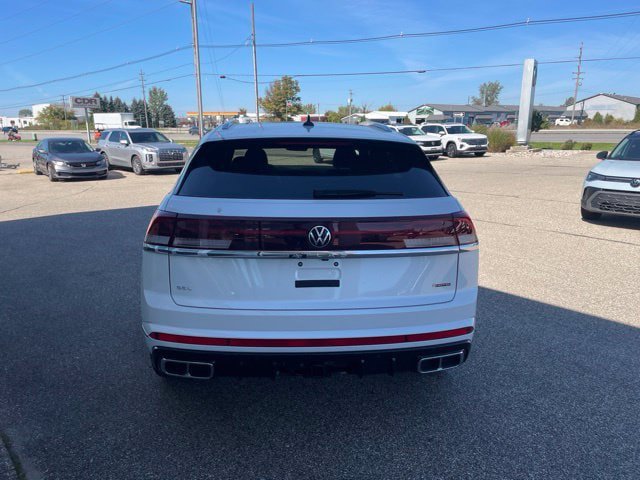 New 2026 Volkswagen Atlas Cross Sport SEL Premium R-Line AWD/4WD image 6
