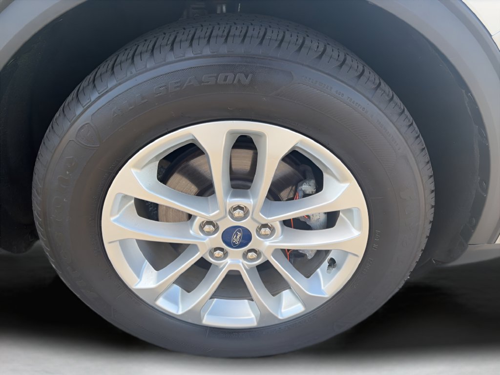 Used 2022 Ford Escape SE w/ Cold Weather Package FWD image 34