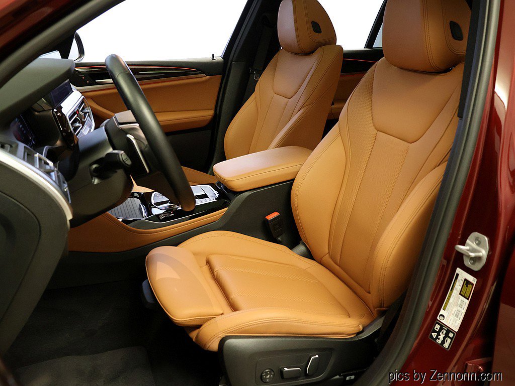 Certified 2025 BMW X4 xDrive30i AWD/4WD image 10