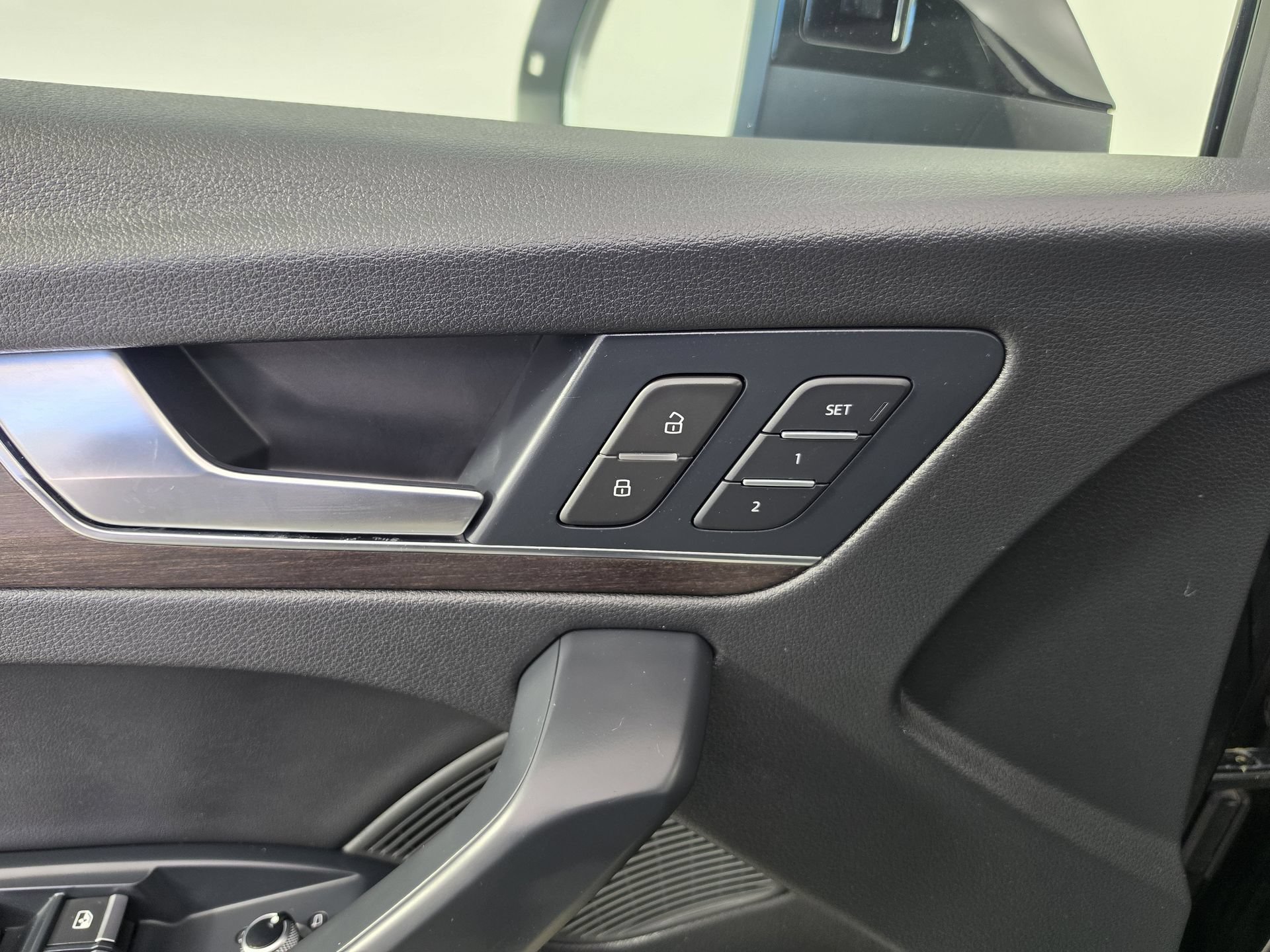 Certified 2024 Audi Q5 2.0T Premium Plus AWD/4WD image 21