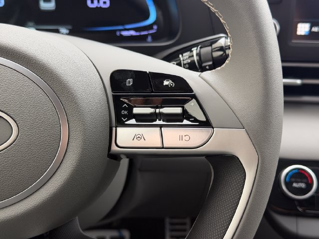 New 2026 Hyundai Elantra SEL Sport FWD image 19