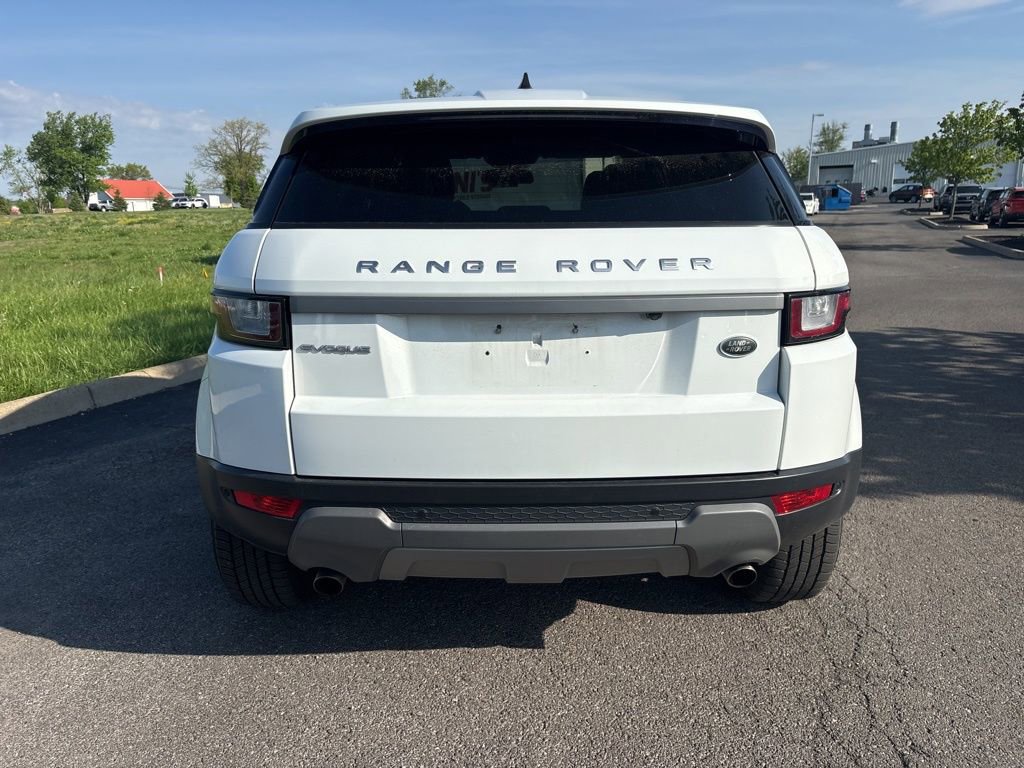 Used 2018 Land Rover Range Rover Evoque SE AWD/4WD image 7