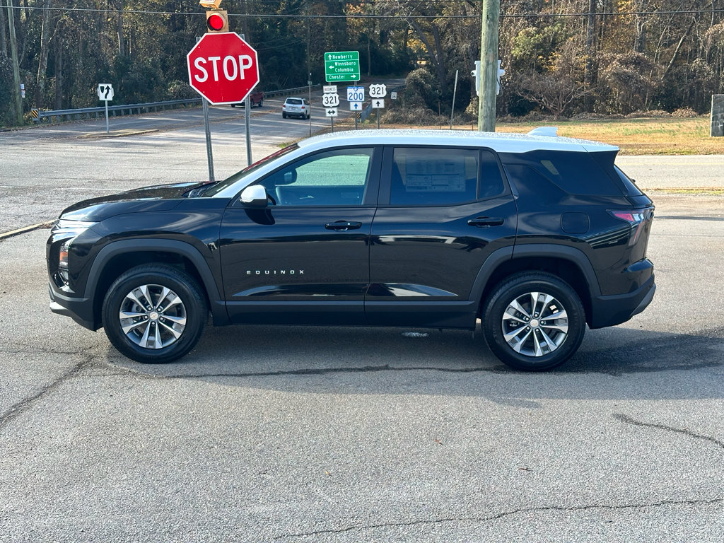 New 2026 Chevrolet Equinox LT FWD image 4