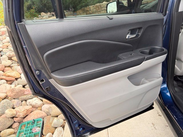 Used 2016 Honda Pilot Touring image 18