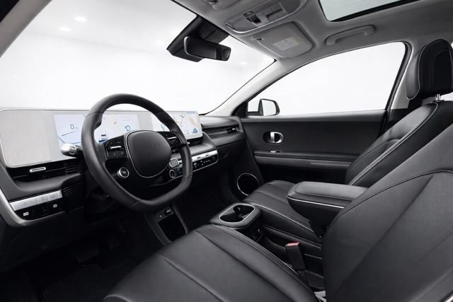 Used 2023 Hyundai Ioniq 5 Limited AWD/4WD image 9