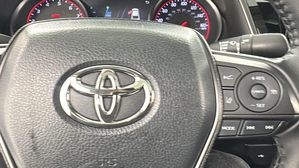 Used 2021 Toyota Camry XSE image 20