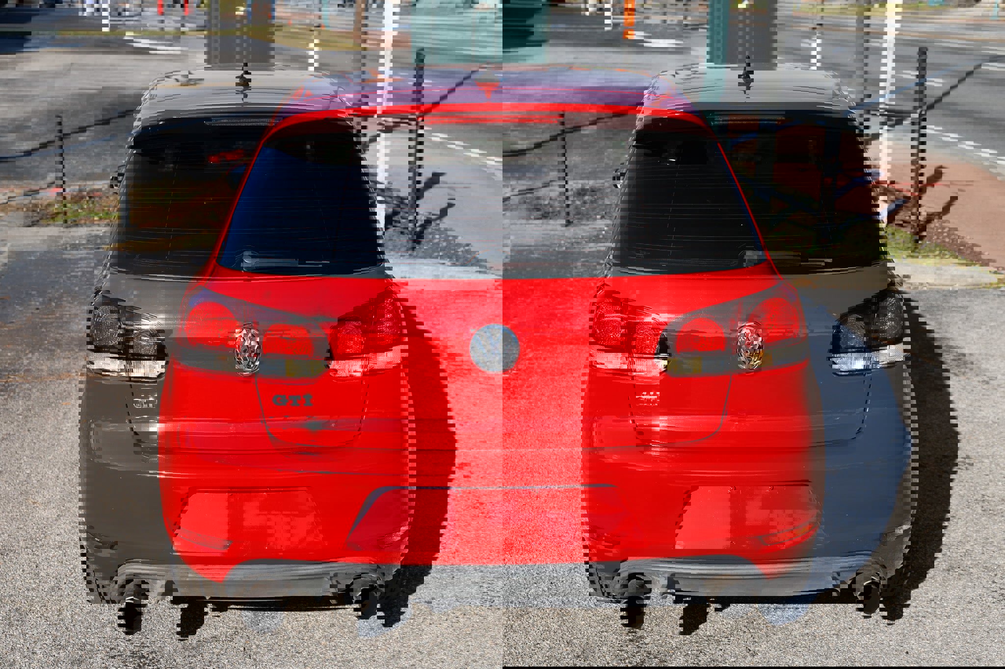 Used 2012 Volkswagen GTI 2-Door image 14