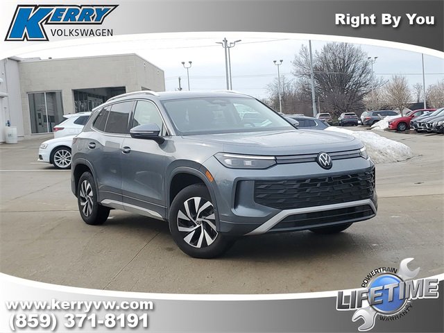 Used 2025 Volkswagen Tiguan S