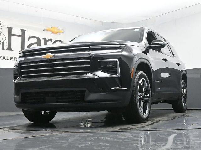 New 2027 Chevrolet Traverse LT w/ Sun and Wheel Package FWD image 35