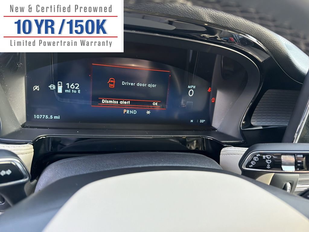 Used 2025 Lincoln Corsair FWD w/ Towing Package image 17