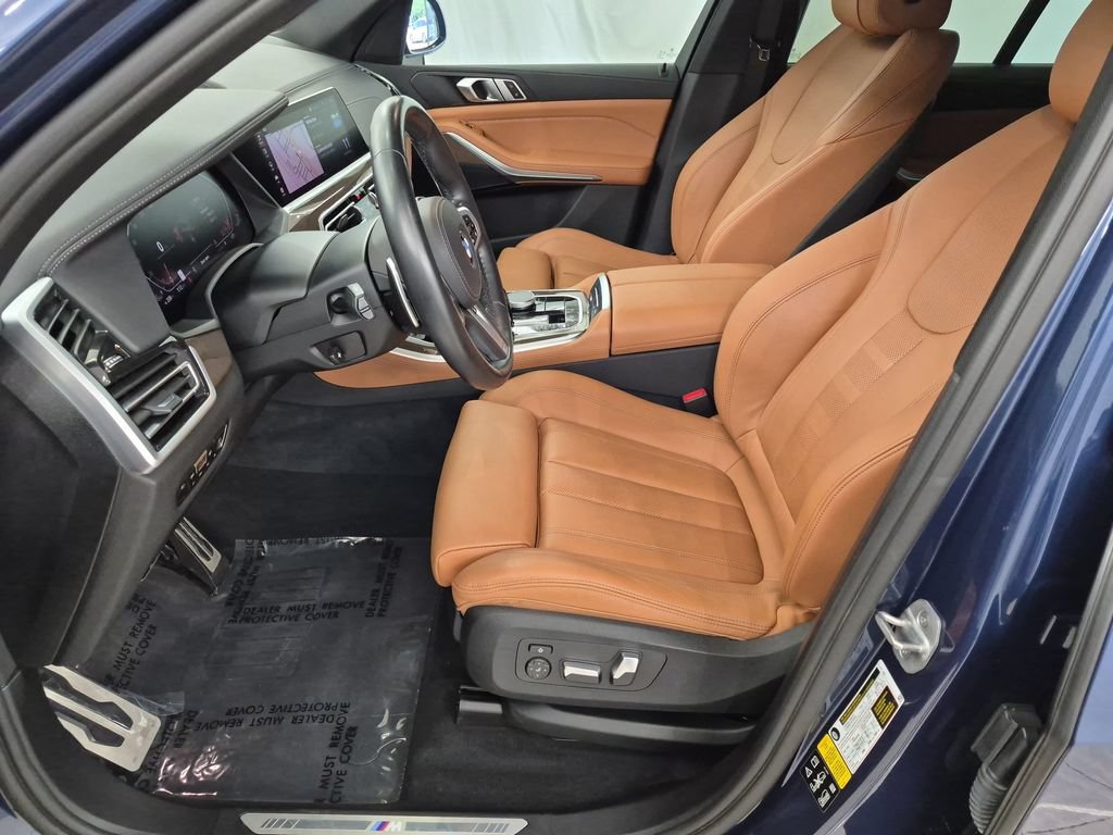 Used 2021 BMW X5 xDrive40i w/ M Sport Package AWD/4WD image 13