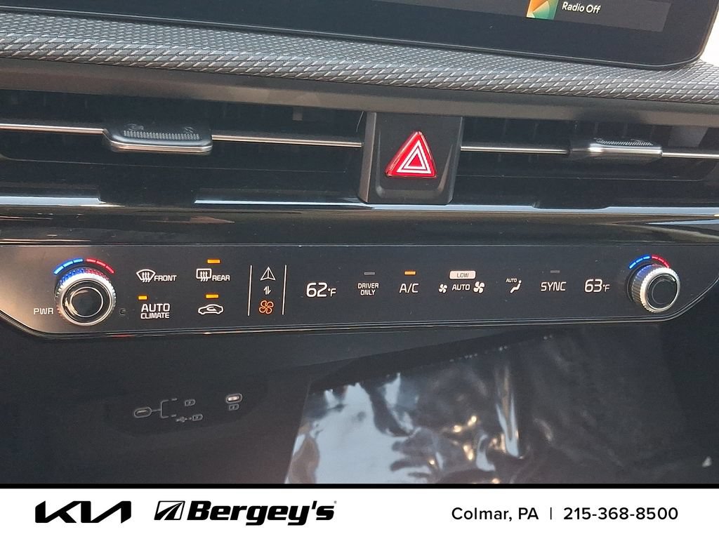 Certified 2025 Kia EV6 Wind AWD/4WD image 18