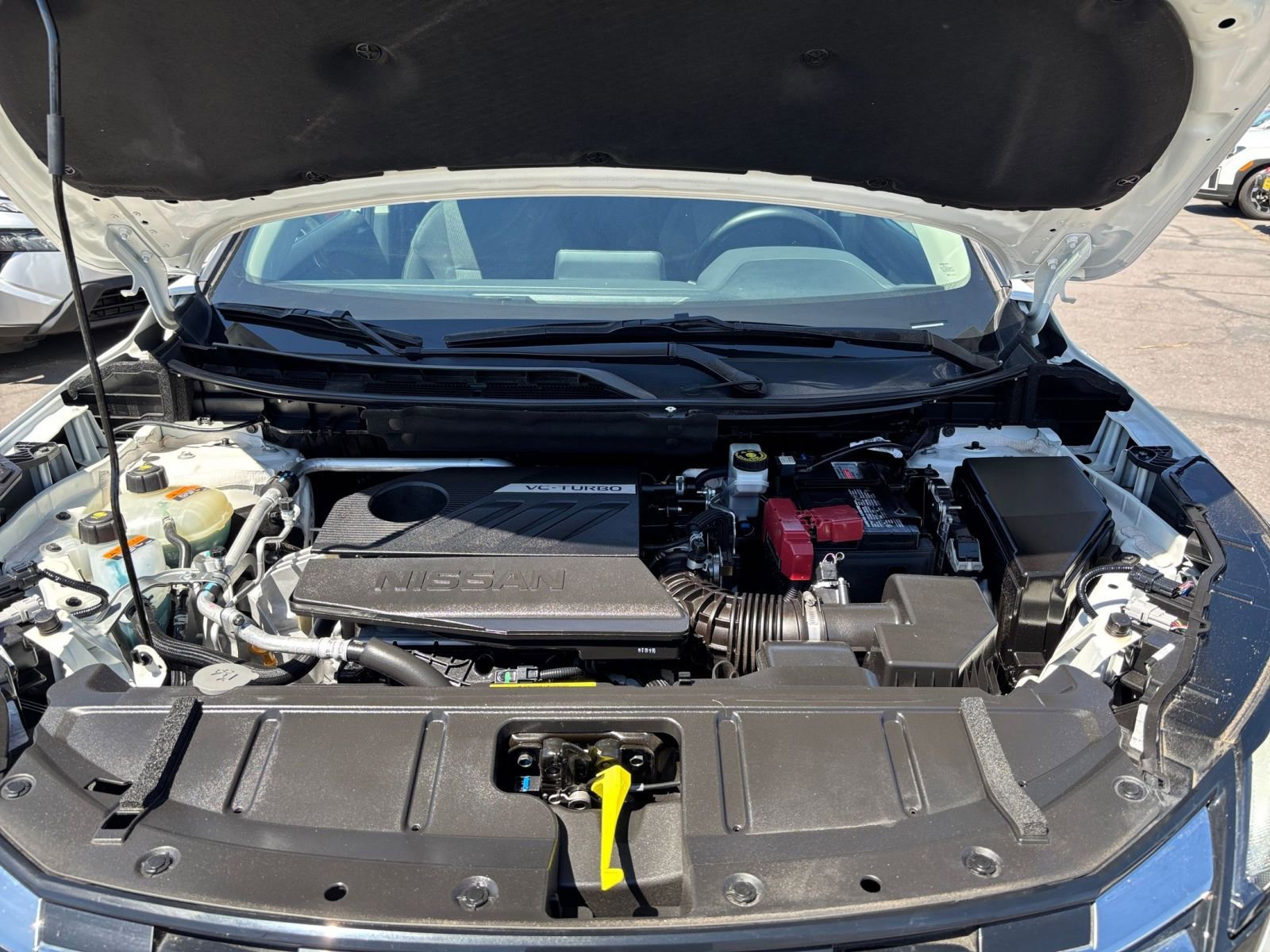 Used 2025 Nissan Rogue SV FWD image 34