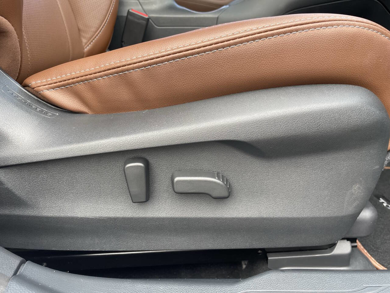 Used 2024 Subaru Outback Touring XT image 33