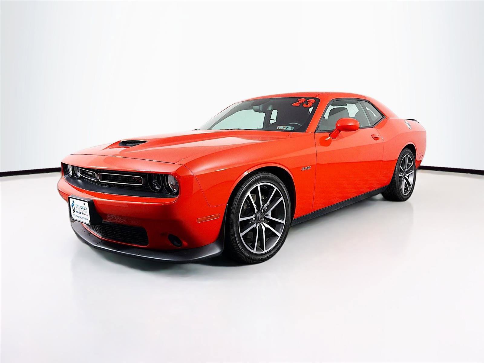 Used 2023 Dodge Challenger R/T image 3