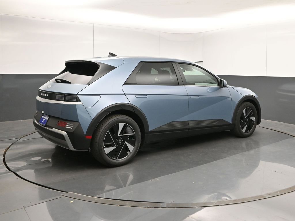 New 2026 Hyundai Ioniq 5 SEL image 5