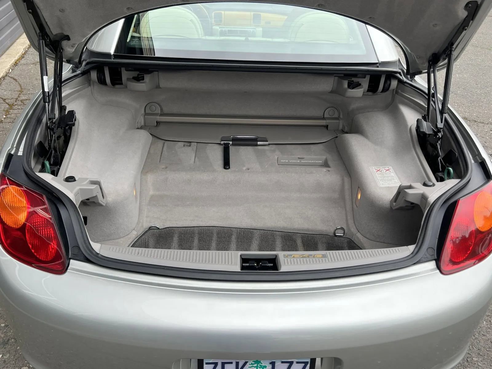 Used 2002 Lexus SC 430 Convertible image 6