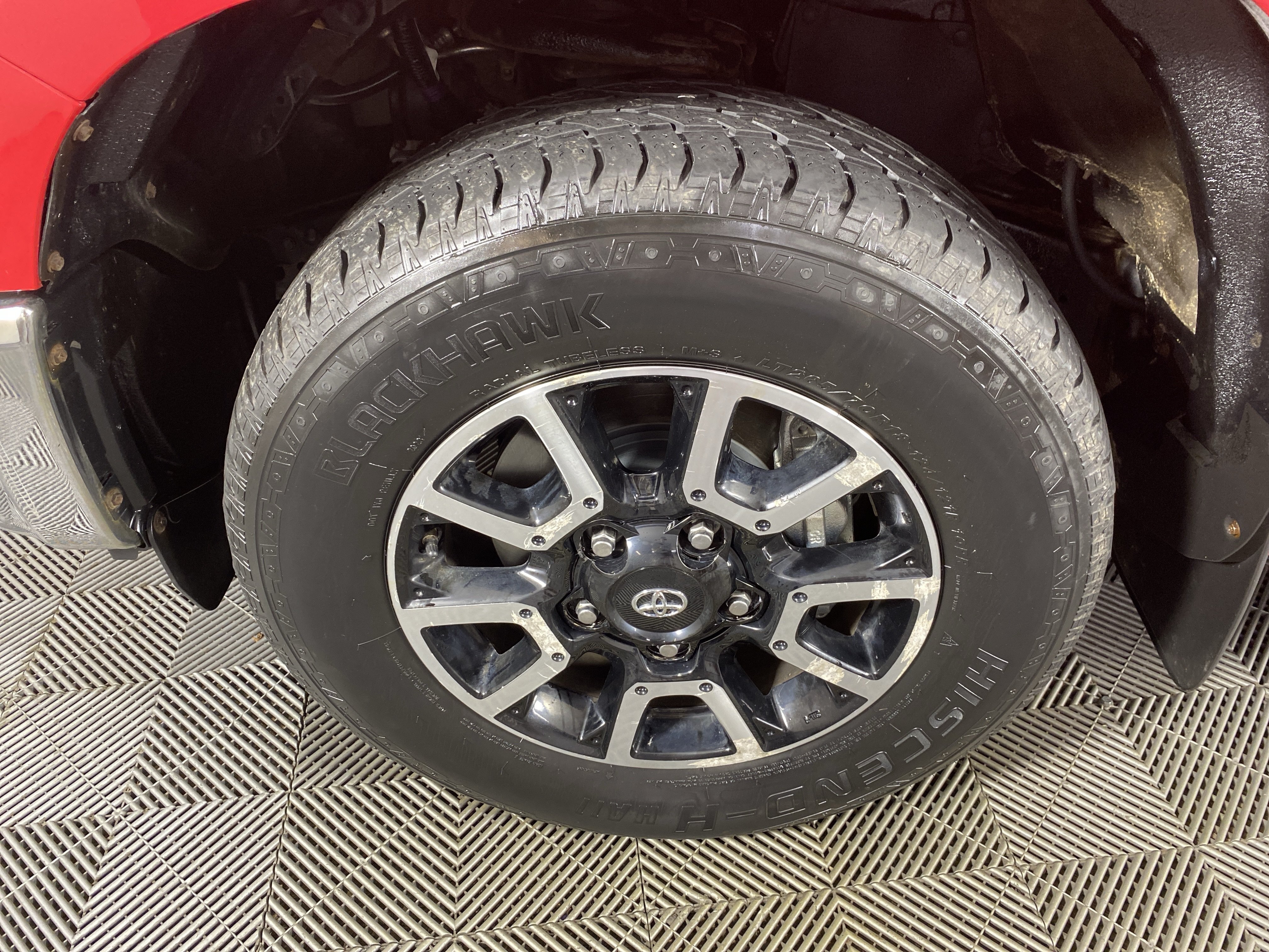 Used 2014 Toyota Tundra SR5 AWD/4WD image 10
