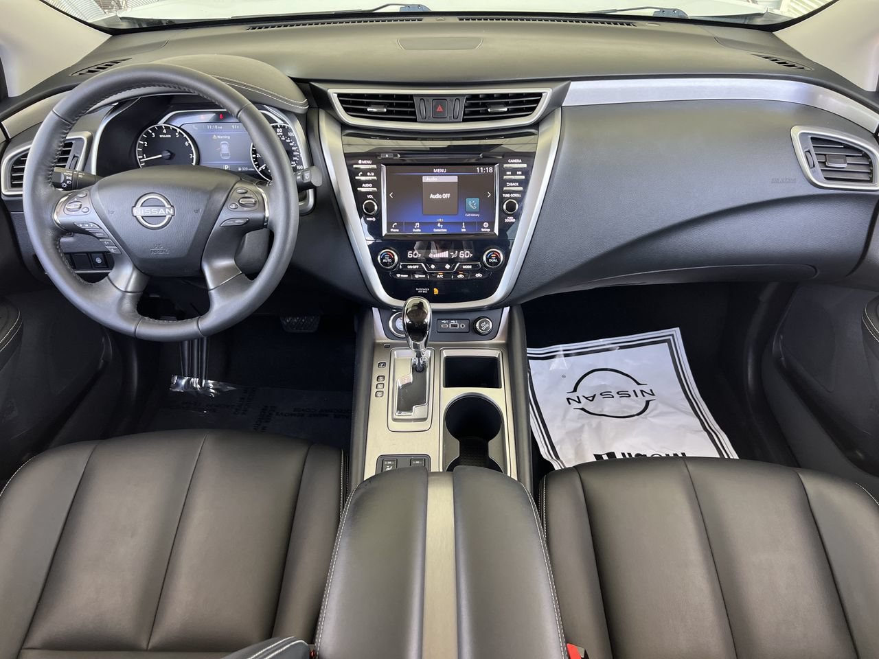 Used 2023 Nissan Murano SV w/ SV Midnight Edition Package FWD image 9