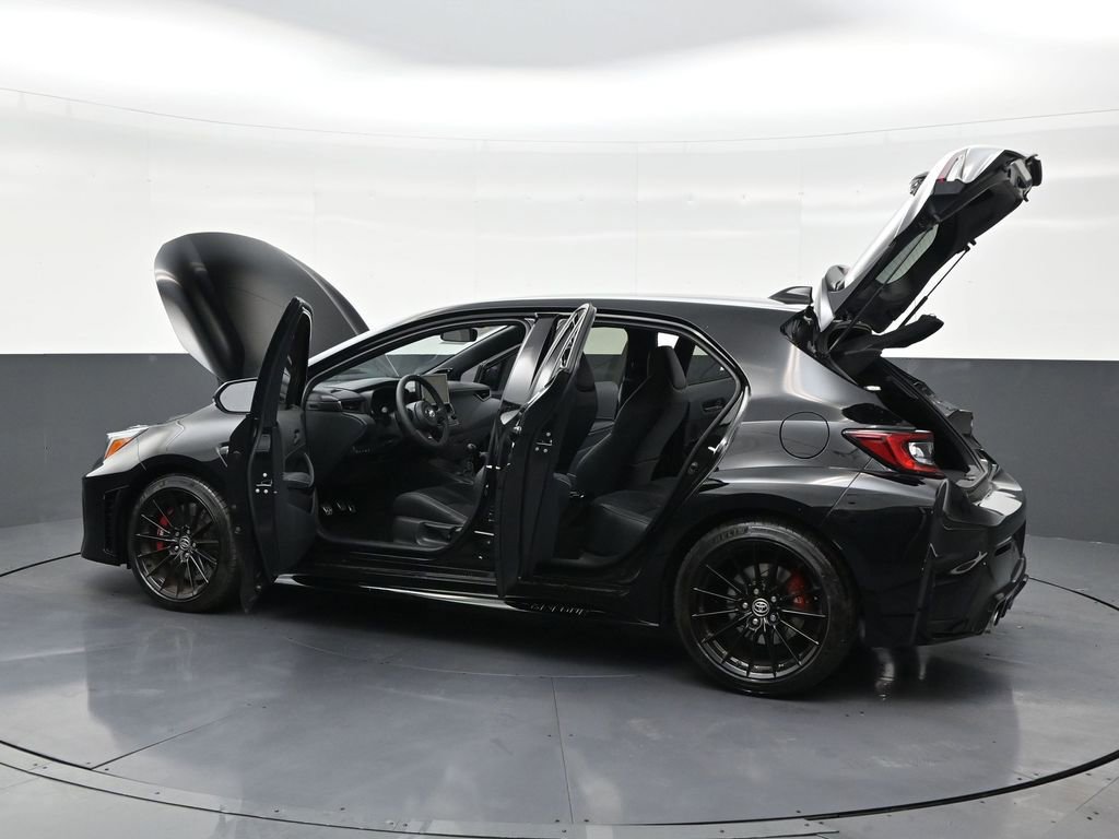 Used 2025 Toyota Corolla Premium image 32