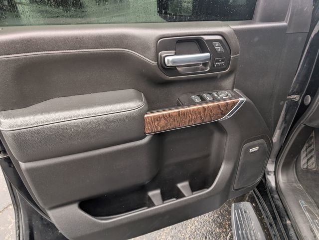 Used 2020 GMC Sierra 3500 Denali w/ Technology Package image 15