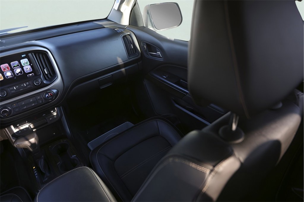 Used 2018 GMC Canyon Denali image 30