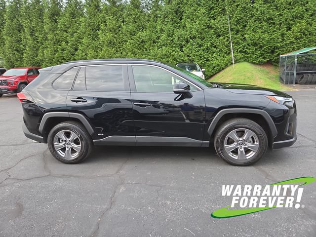 Used 2025 Toyota RAV4 XLE w/ Convenience Package AWD/4WD image 8