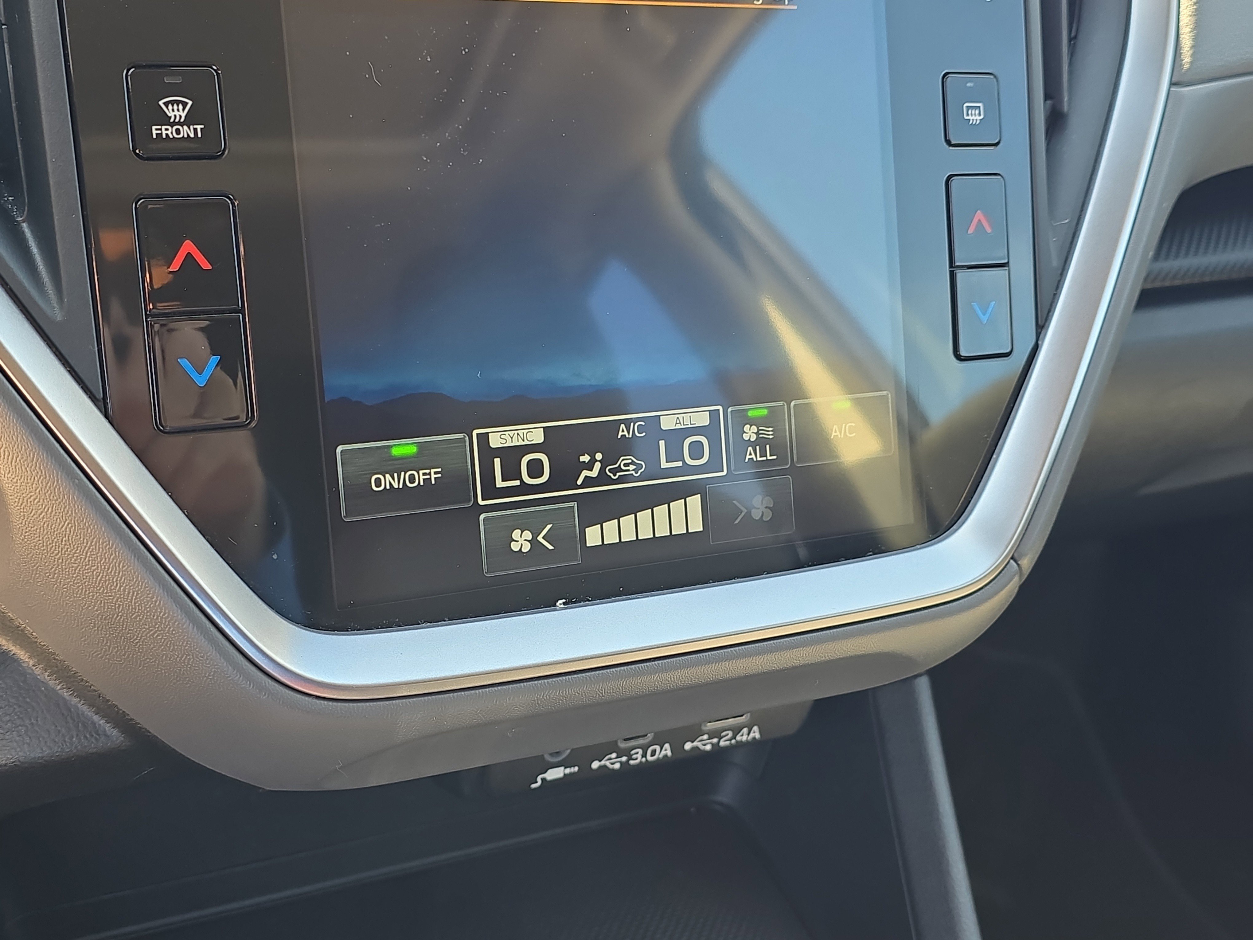 Used 2024 Subaru Crosstrek 2.0i Premium image 25