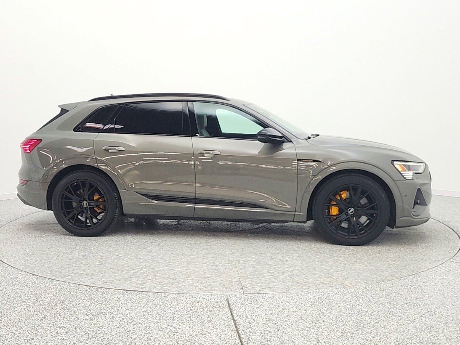 Used 2022 Audi e-tron Chronos w/ Chronos Package AWD/4WD image 4