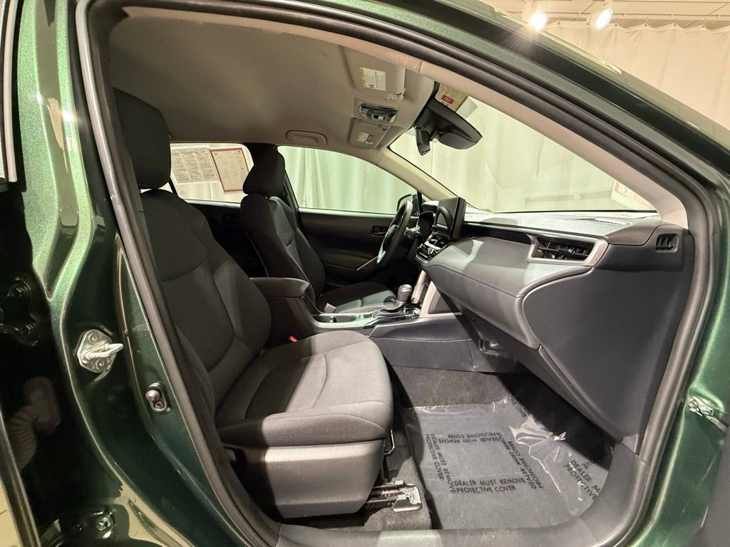 Certified 2024 Toyota Corolla Cross LE FWD image 22
