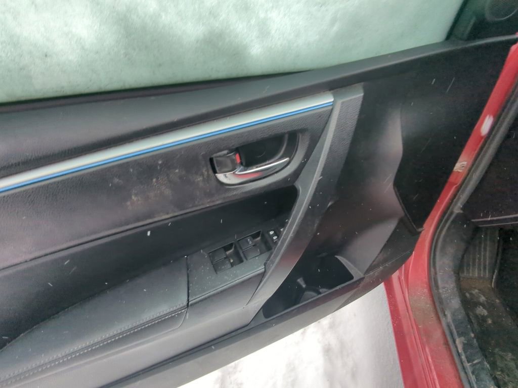 Used 2016 Toyota Corolla S image 8