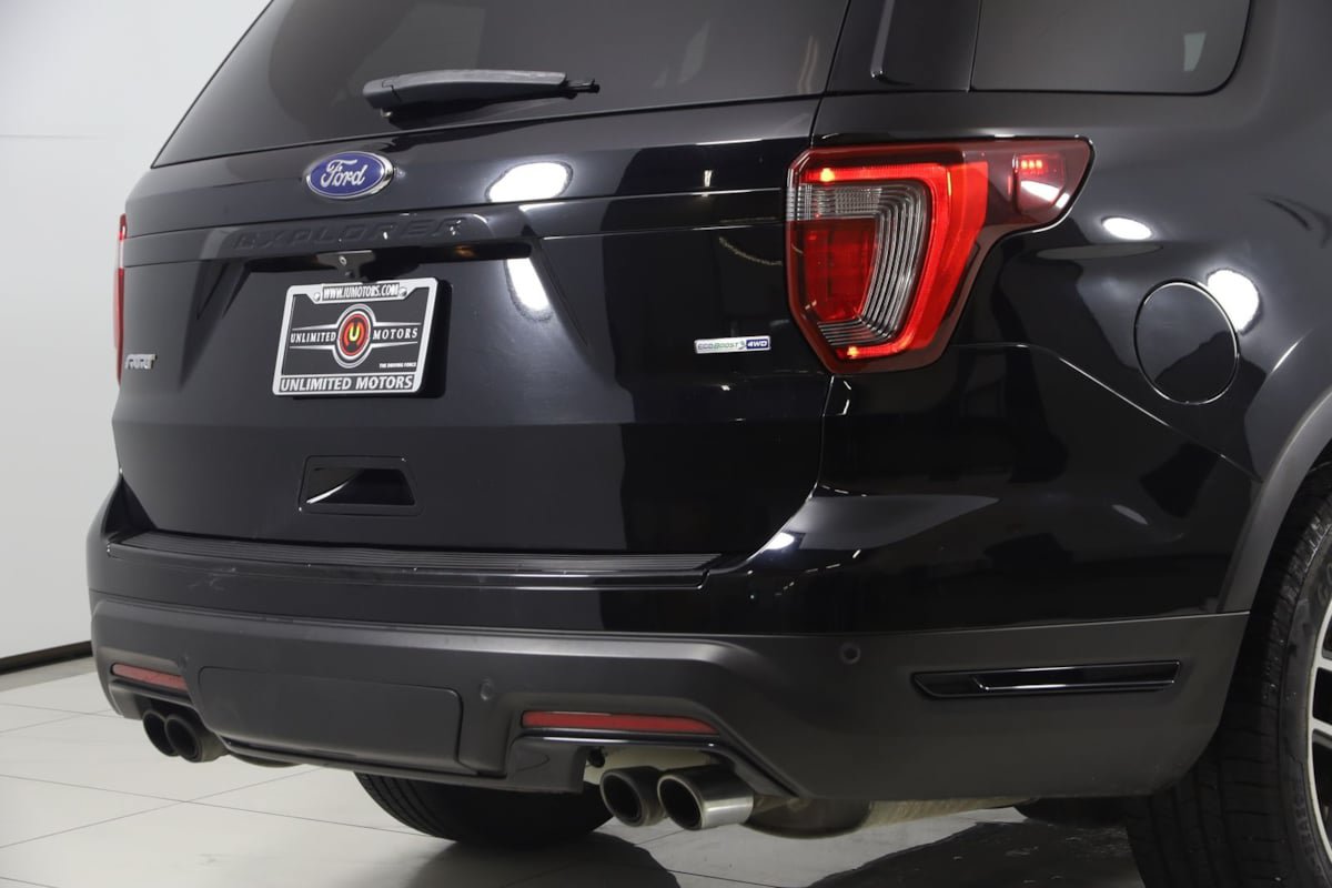 Used 2018 Ford Explorer Sport w/ Equipment Group 401A AWD/4WD image 47