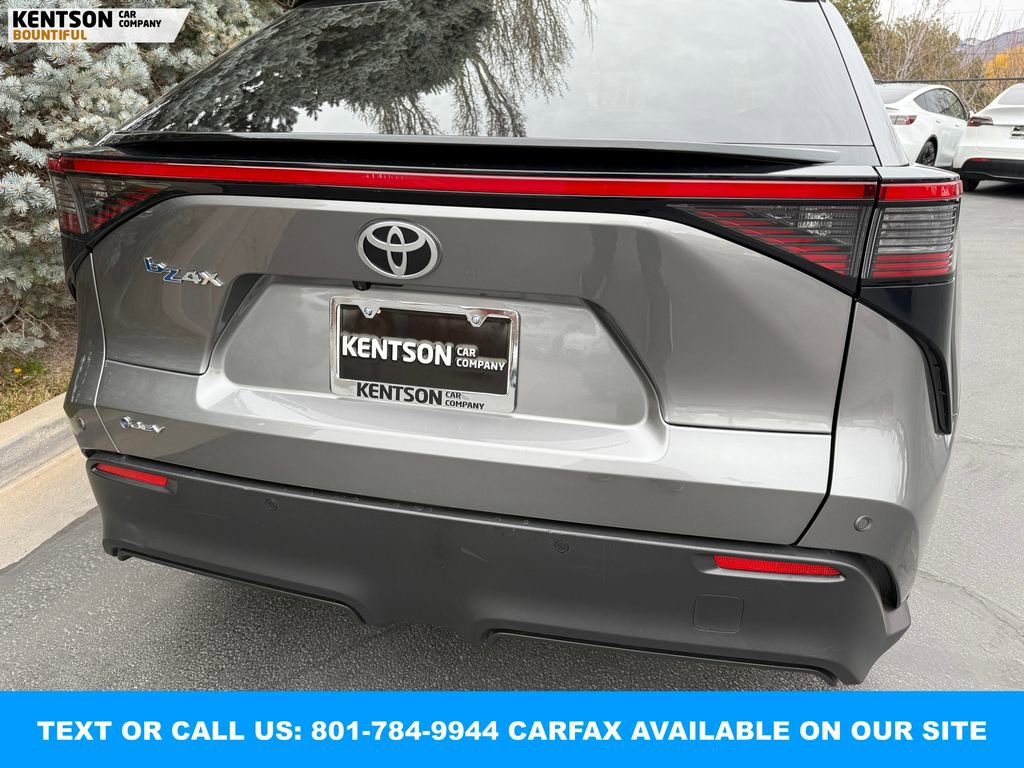 Used 2025 Toyota bZ4X FWD image 36