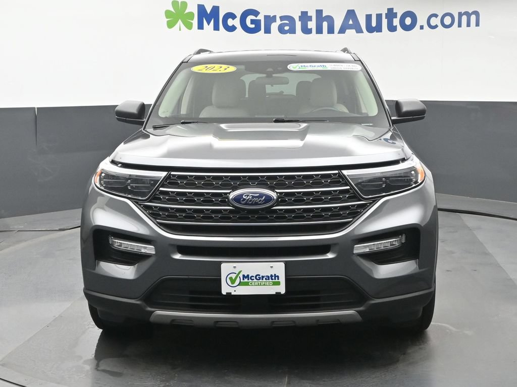 Used 2023 Ford Explorer XLT w/ Equipment Group 202A AWD/4WD image 6