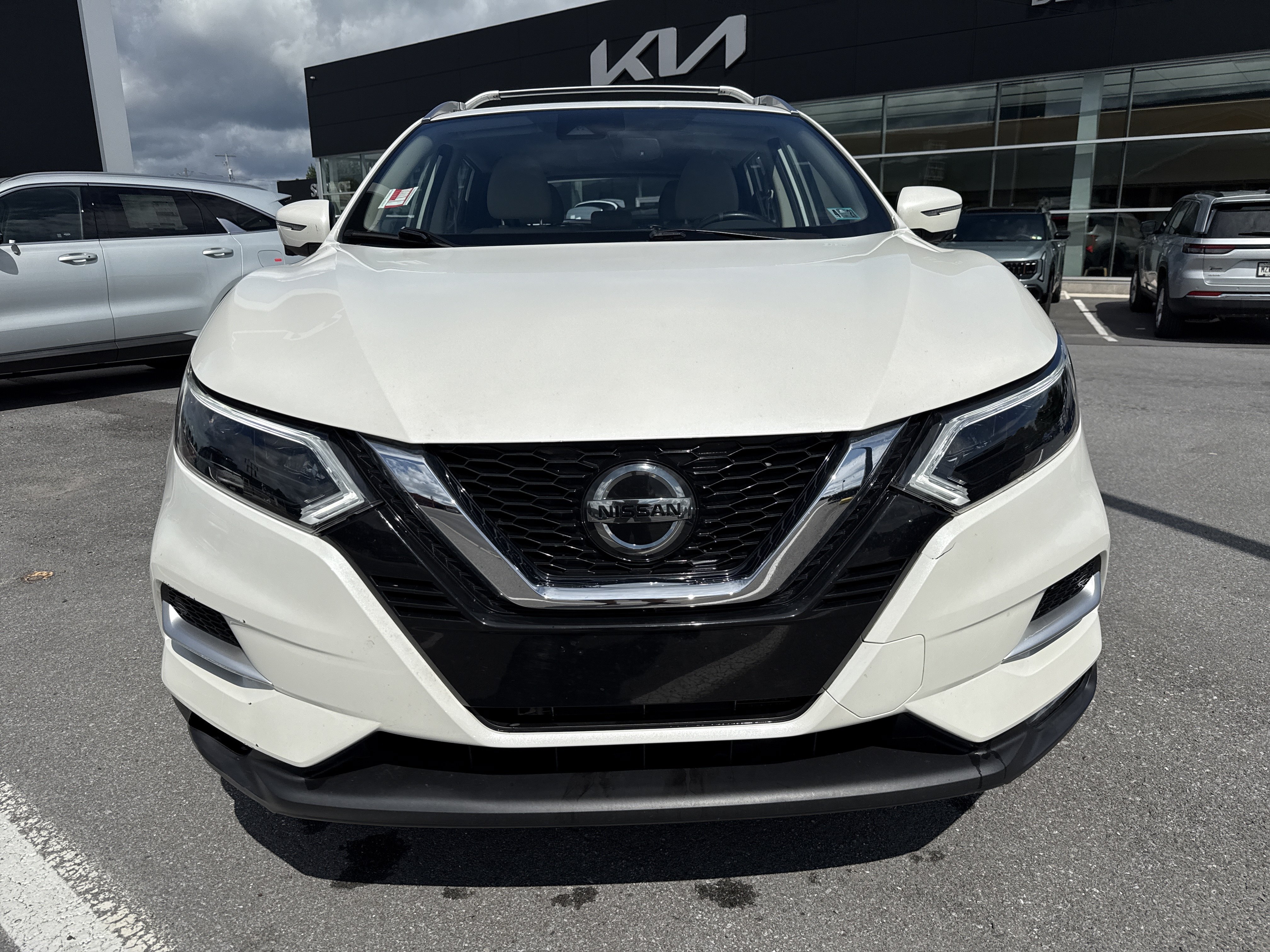 Used 2020 Nissan Rogue Sport SL w/ Premium Package AWD/4WD image 9
